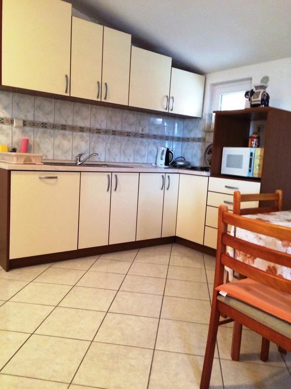 באסקה וודה Apartment House Aria חדר תמונה