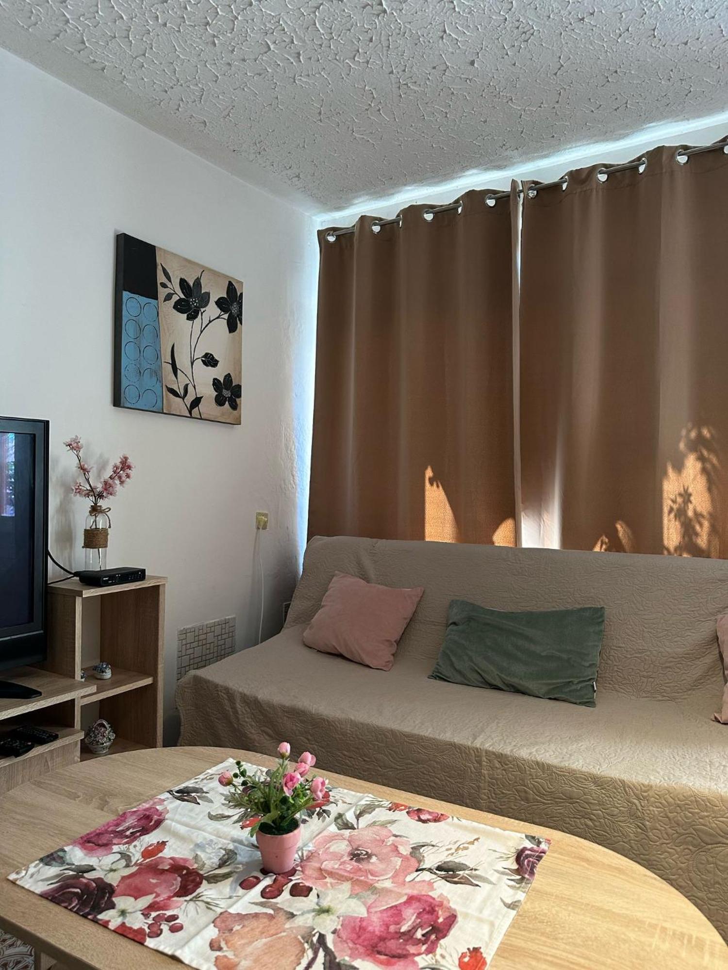 באסקה וודה Apartment House Aria מראה חיצוני תמונה